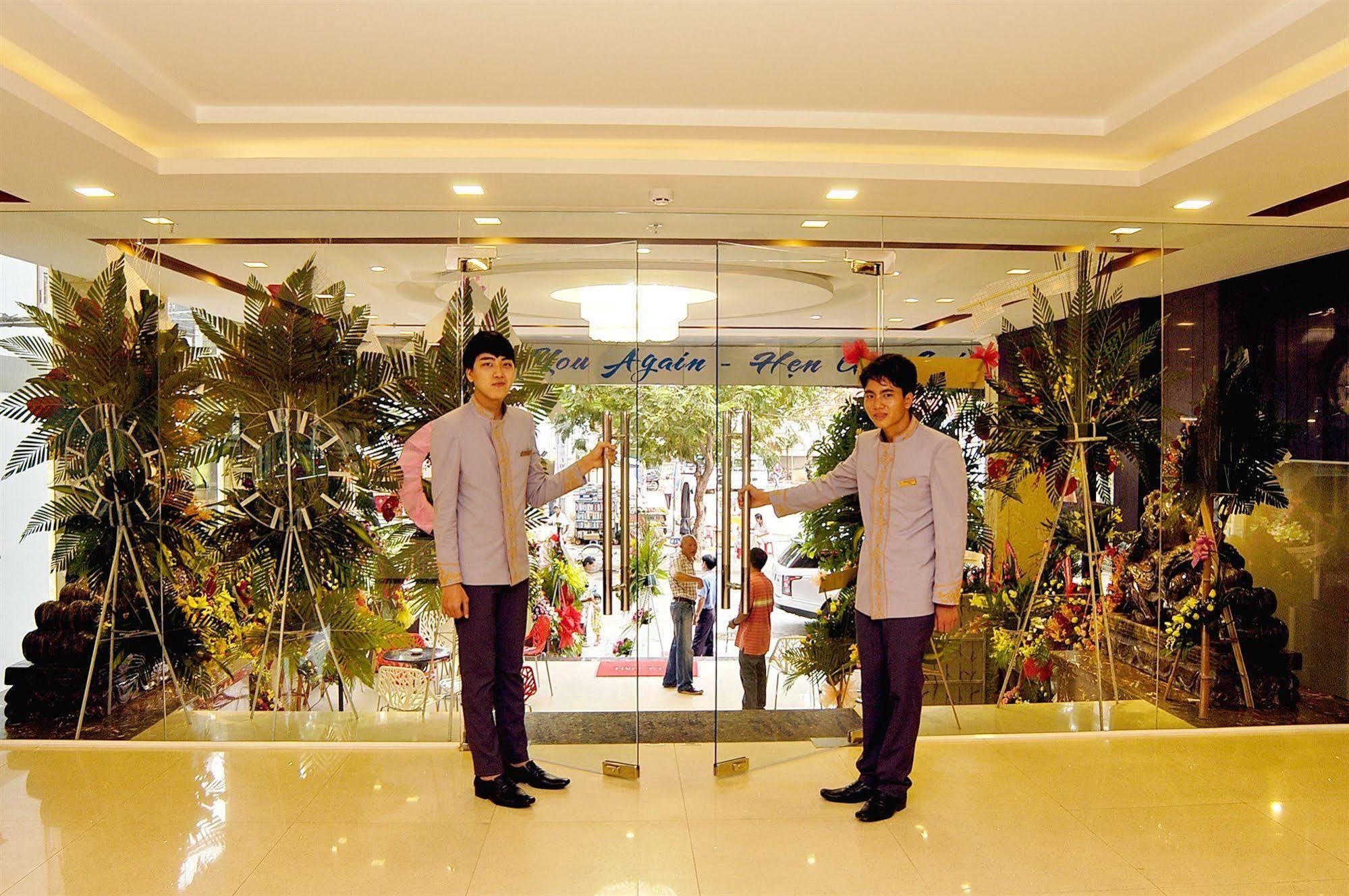Nam Hung Hotel Nha Trang Exteriér fotografie